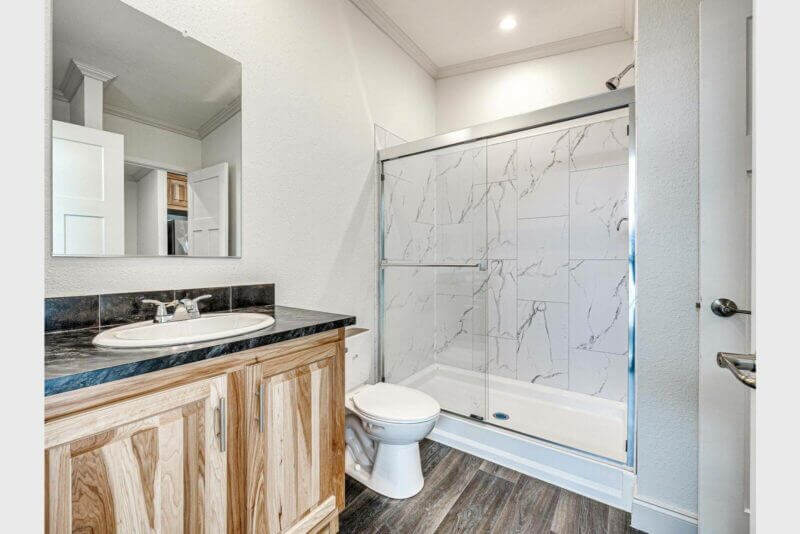 ContemporaryCabin-A700-Bath