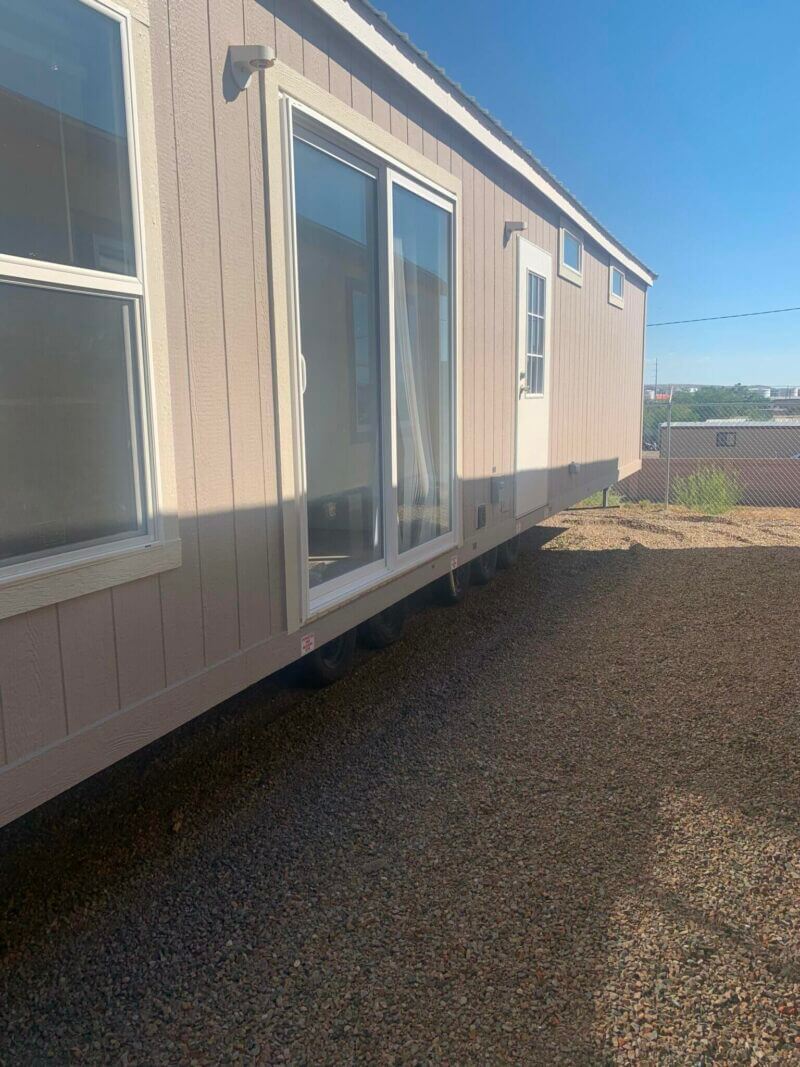 Graceland (NV-1011) - Image 4