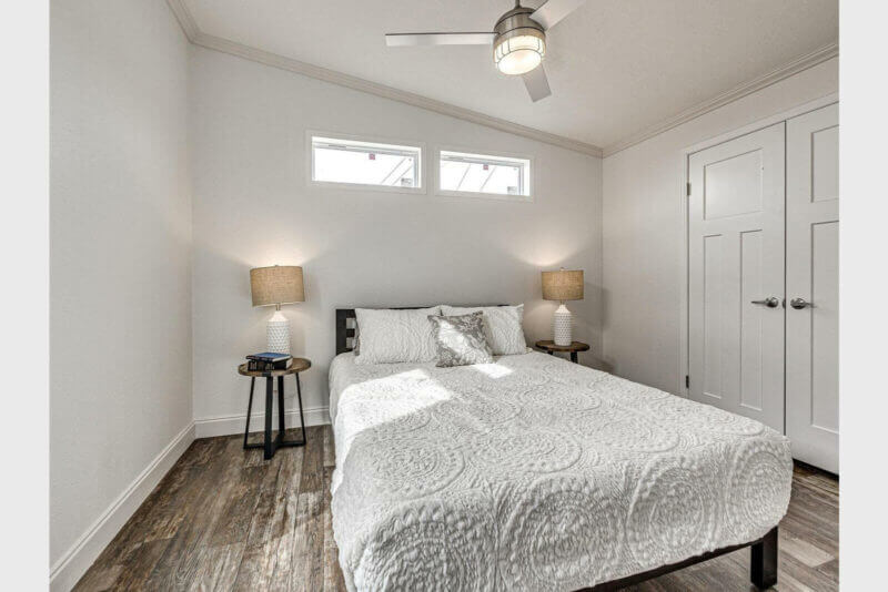 ContemporaryCabin-A701-Primary-Bedroom
