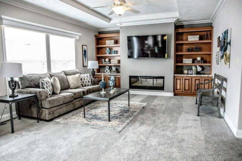 Skyliner-6634B-family-room